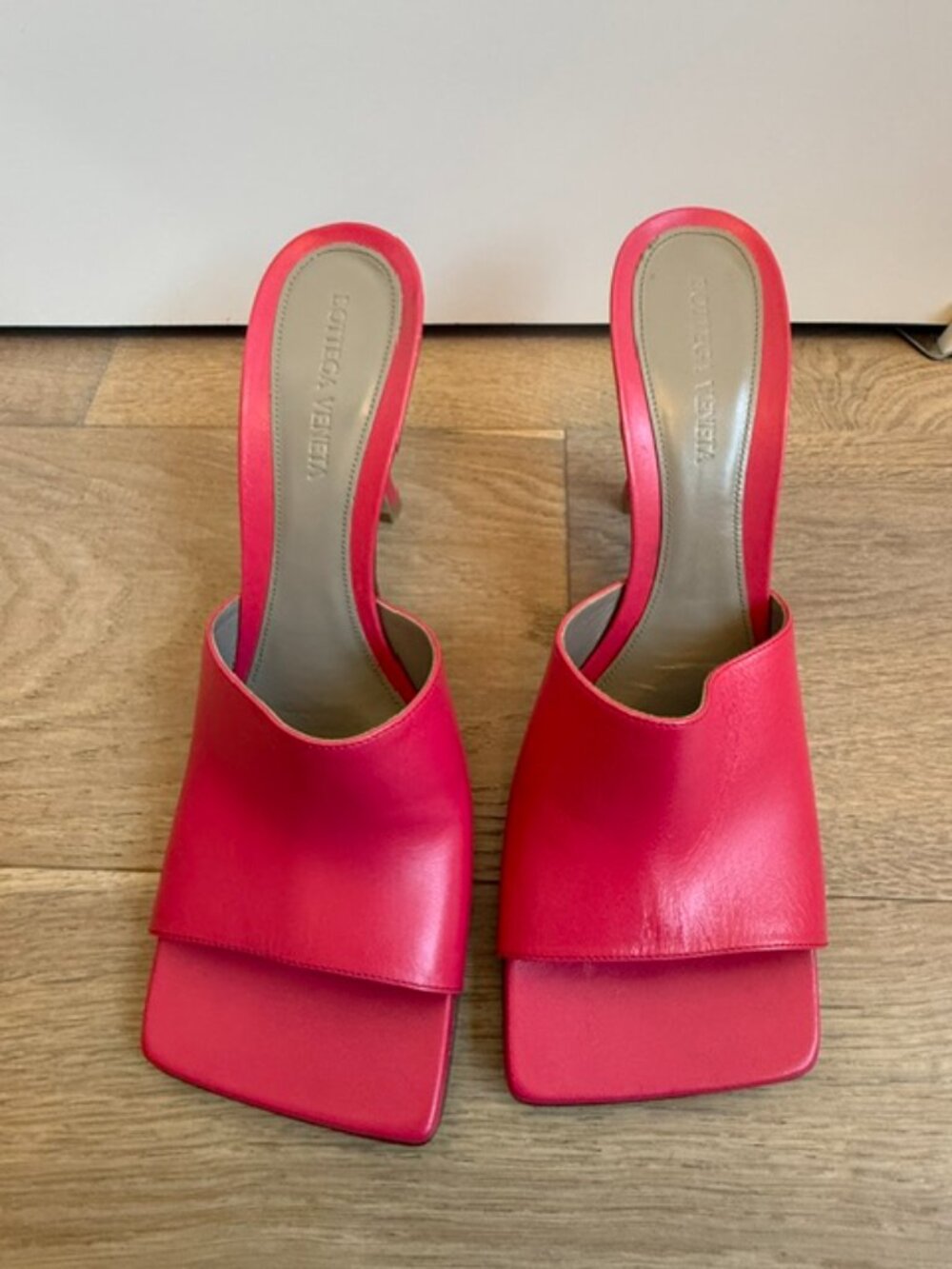 Like New Authentic Bottega Veneta Hot Pink/Hollyhock Heel Sandals Size 40/9 9.5